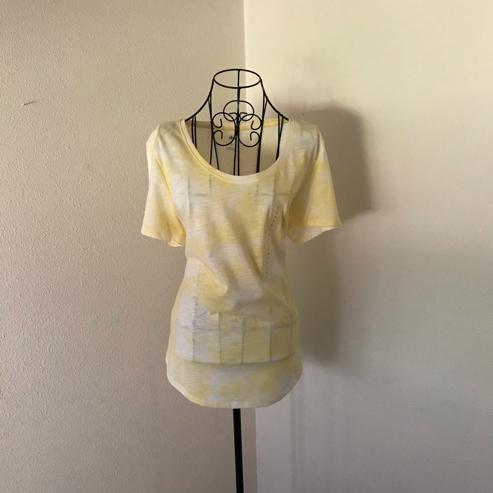 SHORT SLEEVE ROUND NECK T-SHIRT